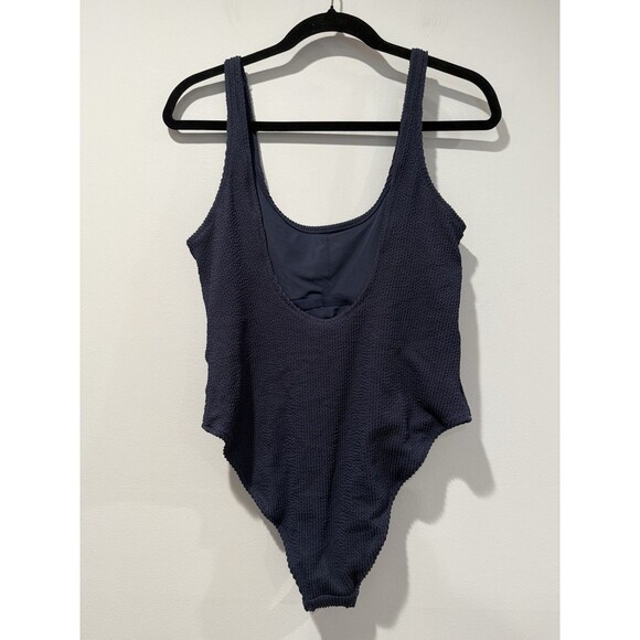 H&M Swimsuit One Piece Womens Medium Navy Textured No Bra Pads Stretch Travel - Picture 2 of 5